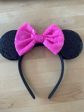 Etsy Minnie Ears with Pink Bow